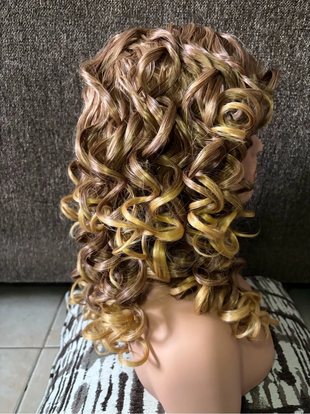 Curly Wig With Bangs in Ombre Golden Brown - 18 in” (No Offers)